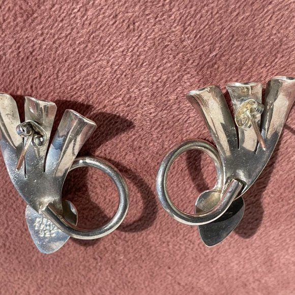 Vintage Flying Hearts Sterling Silver Earrings - Picture 3 of 3